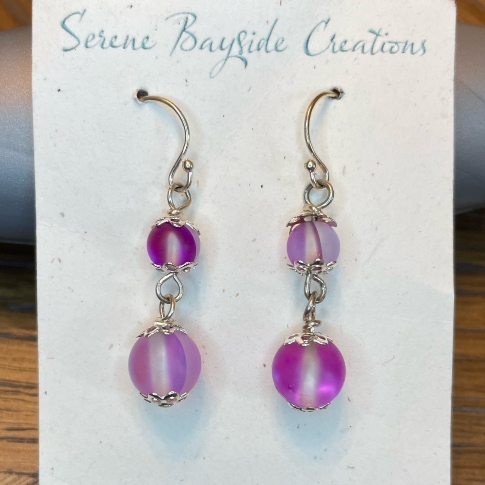 Nwt serene bayside creations silver iridescent purple silver drop earrings